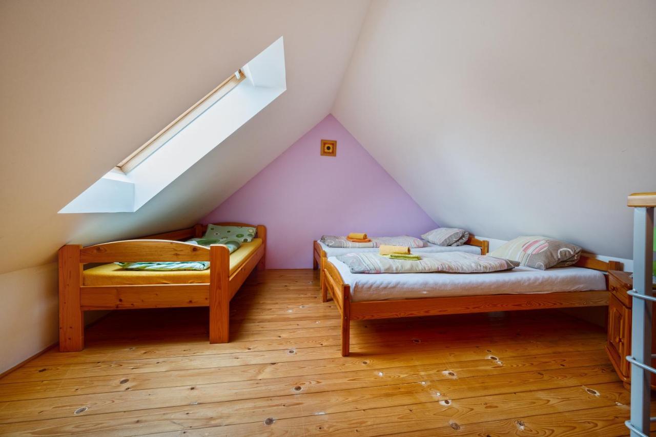 Penzion U Kostela Mikulcice Экстерьер фото